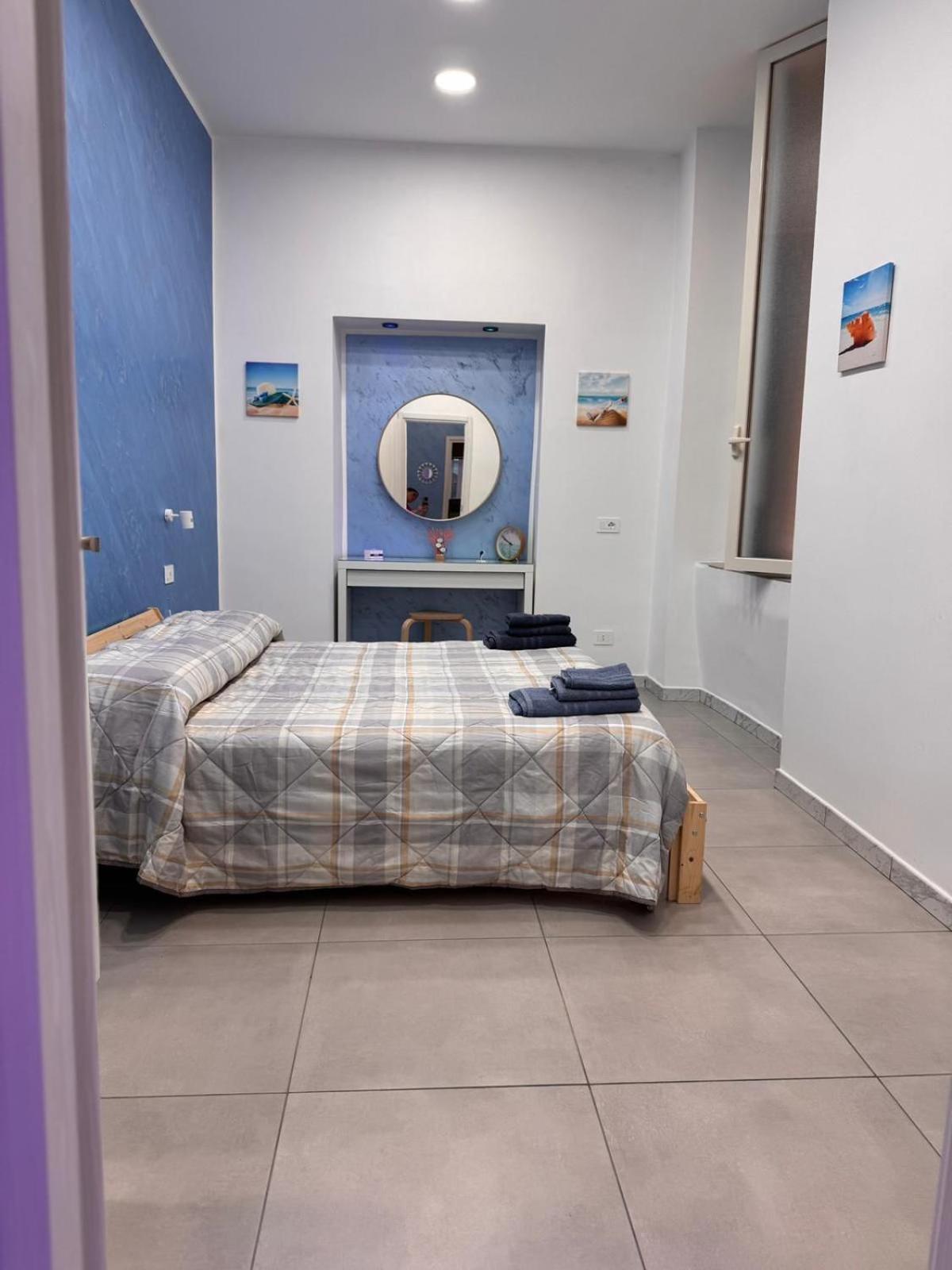 Casa Vacanze La Fenice Naples Luaran gambar