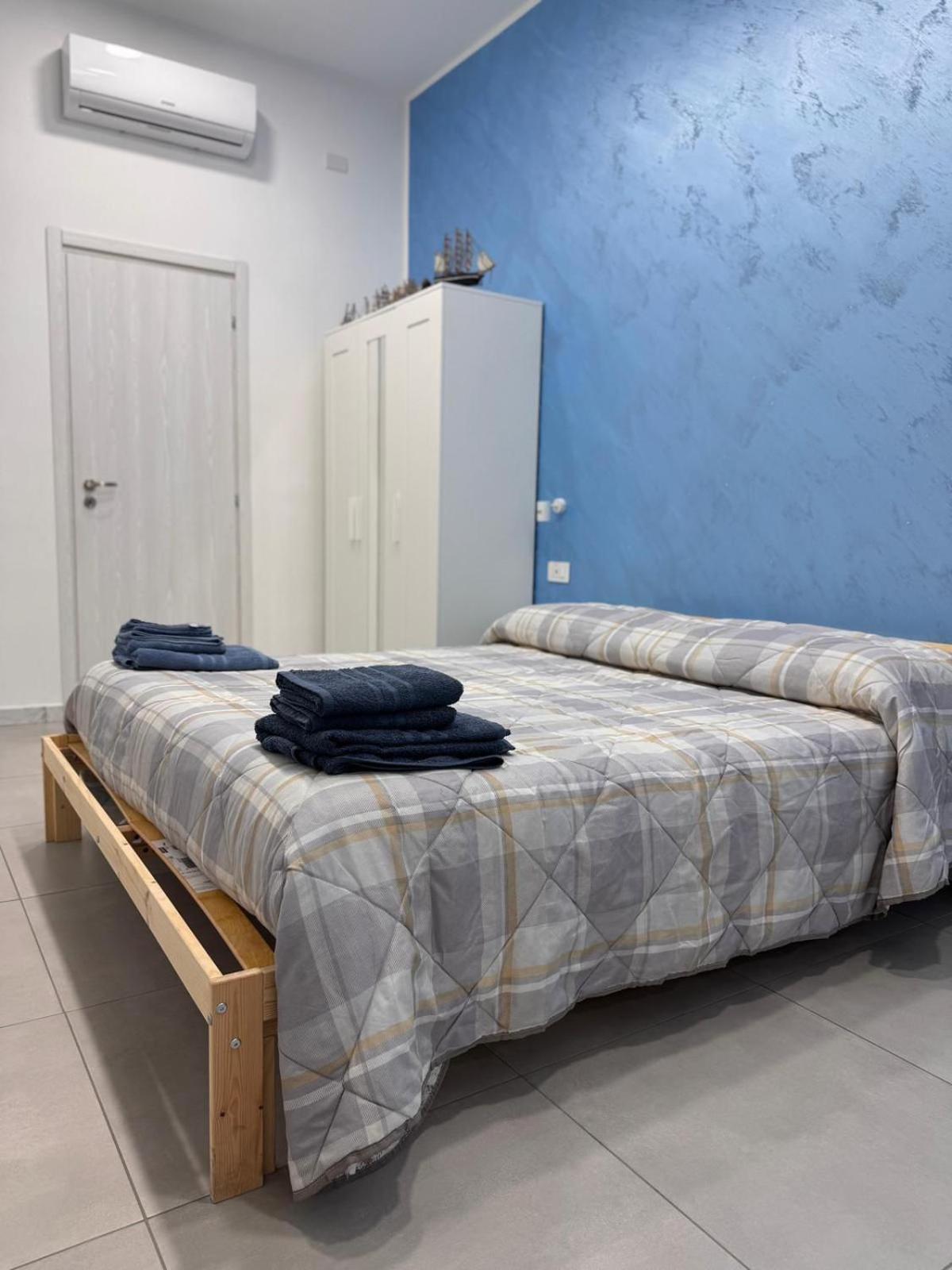 Casa Vacanze La Fenice Naples Luaran gambar